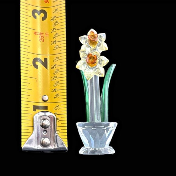 Crystal World Miniature Daffodils Figurine Made USA Easter Cottage Core Collect - Picture 5 of 7